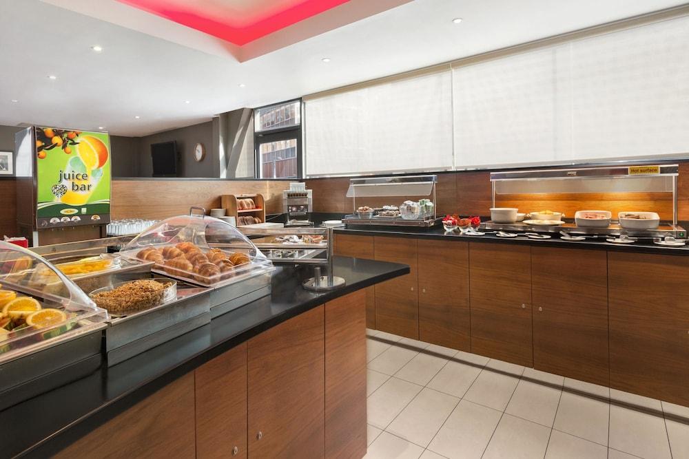 Ramada Encore Leicester City Centre Exterior foto